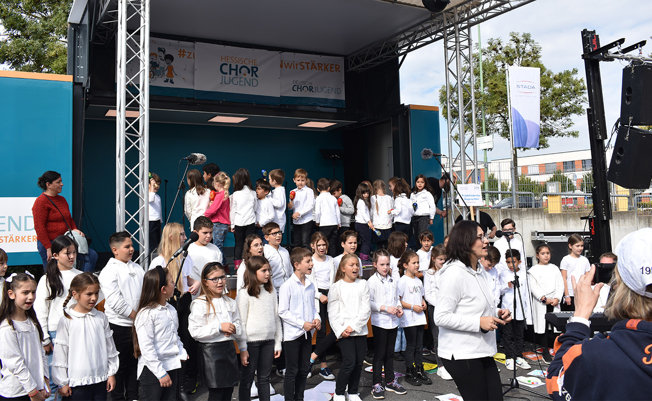 Bosporus Main Proje Çocuk Korosu ilk konserini verdi
